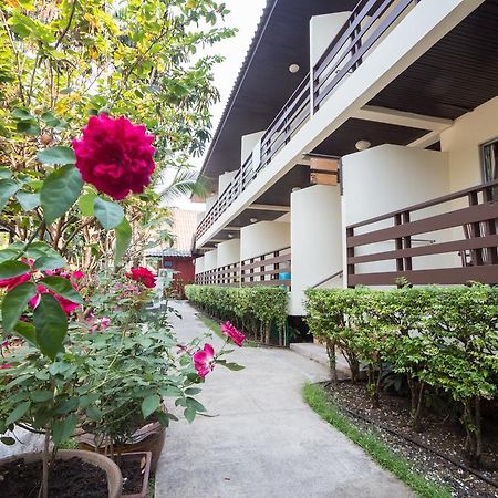 The Beach Garden Resort Pattaya Exterior foto