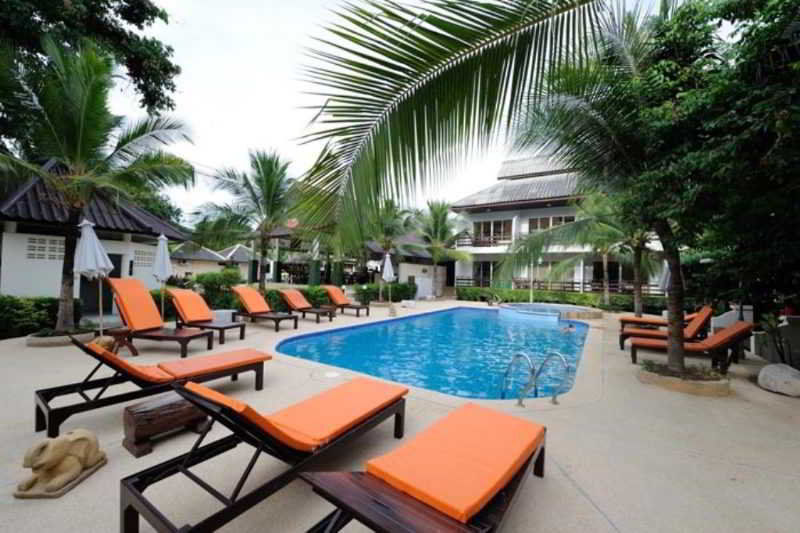 The Beach Garden Resort Pattaya Exterior foto